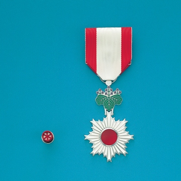 旭日単光章の画像